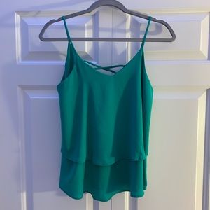 Flowy tank layered blouse